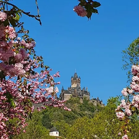 Fewo Zum Roemerturm Kaisersesch Zewnętrze zdjęcie